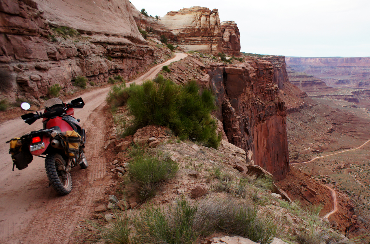 kawasaki klr650 moab red rock desert canyon